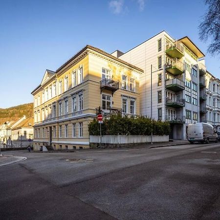 Luxurious Retreat In The Middle Of City Center Bergen Exteriér fotografie